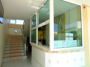 R J House Resort