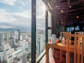 Maple Hotel & Apartment