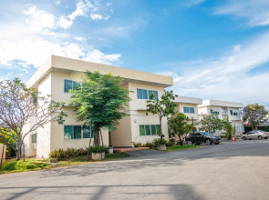 Orchid Place Hotel