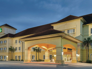 La Quinta Inn & Suites by Wyndham Mobile Satsuma / Saraland