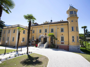 Villa Italia Luxury Suites and Apartments
