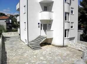Apartments Salov