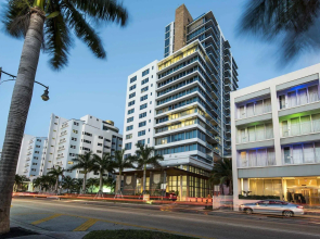 Dharma Home Suites Miami at Monte Carlo