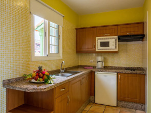 Apartamentos la Caleta