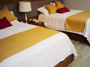 Hotel Rancho Tabachines