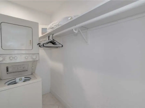 Waves 17 - One Bedroom Condo
