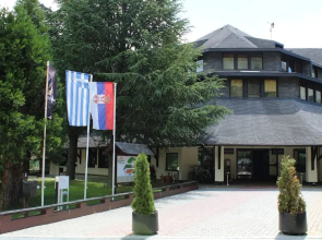 Hotel Junior