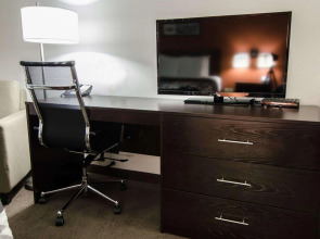 Sleep Inn & Suites and Conference Center Downtown