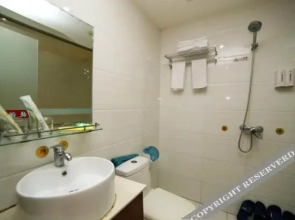 Xinyi Express Hotel