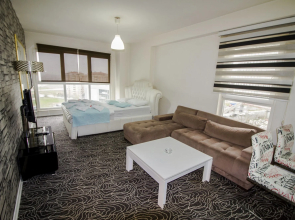 Hit Suites