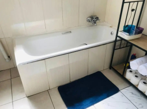 Stunning 2 bedroom guesthouse available