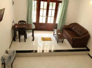 Manula Residence