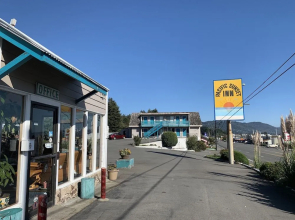 Pacific Sunset Inn