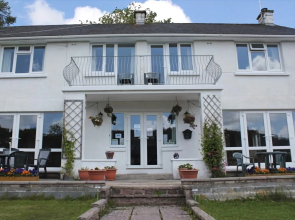 Pleasant Valley House