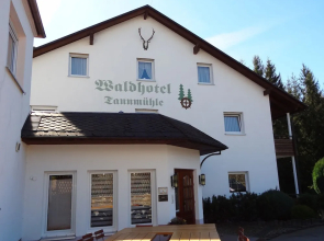 Waldhotel Tannmuehle