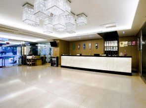 Holiday Inn Express Taipei Train Station by IHG