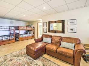 Shared Hot Tub, Pool & Dock: Lakefront Grove House