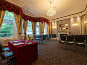 Gem Strathmore Hotel