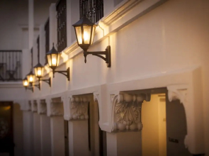 The Salisbury Luxury Class