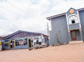 Jolac Hotel And Suites