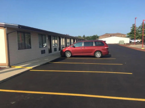 America's Best Inn - Troy