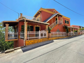 Village House Kalypso