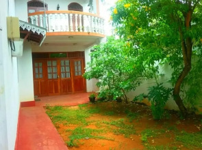 Anoma's Guesthouse