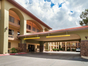 Quality Inn Airport East