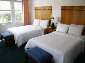 Majestic Hotel South Beach