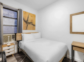 Hotel 27 by LuxUrban