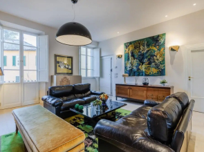 Casa Designer in Lucca