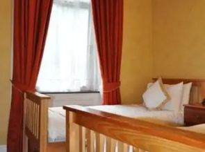 Allison Executive Lets