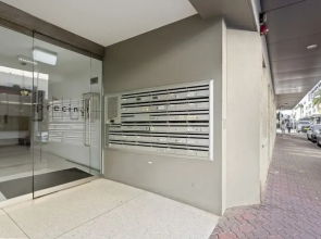 Beautiful Bondi 1-bed Apartment Meters From Beach