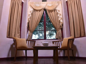Royal Majesty Bungalow