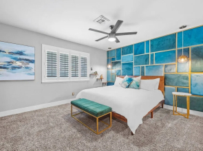 4bdrm 2 Bath Pool Close To Strip & Conventions