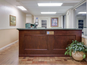 Days Inn by Wyndham Asheville West