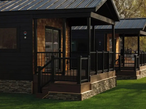 North Fork Cottages & RV Resort