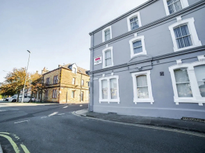 The Cumberland Hotel