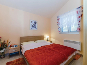 Beautiful Apartment in Privlaka With 2 Bedrooms and Wifi