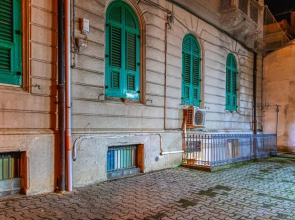 Tribunale Basement Apartment