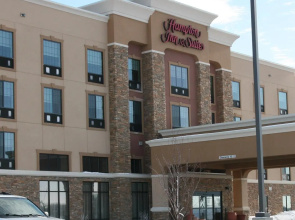 Hampton Inn & Suites Watertown