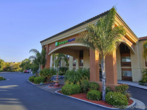 Holiday Inn Express Temecula by IHG