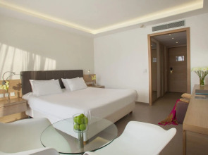 Royal Apollonia by Louis Hotels