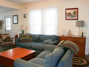 5449 Emerald 5 Bedroom Home by RedAwning