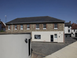 Old Gaol Serviced Apartments