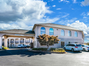 Econo Lodge Inn & Suites Horn Lake - Southhaven