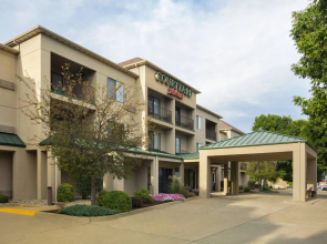 Courtyard Champaign