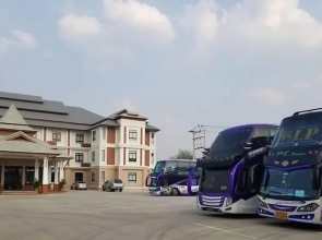 S-Tawan Hotel & Convention