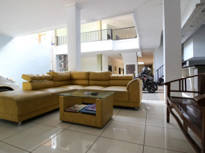 RedDoorz near Adisucipto Airport 3