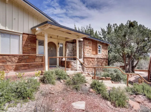 Meditation Garden & Patio: Serene Sedona Gem